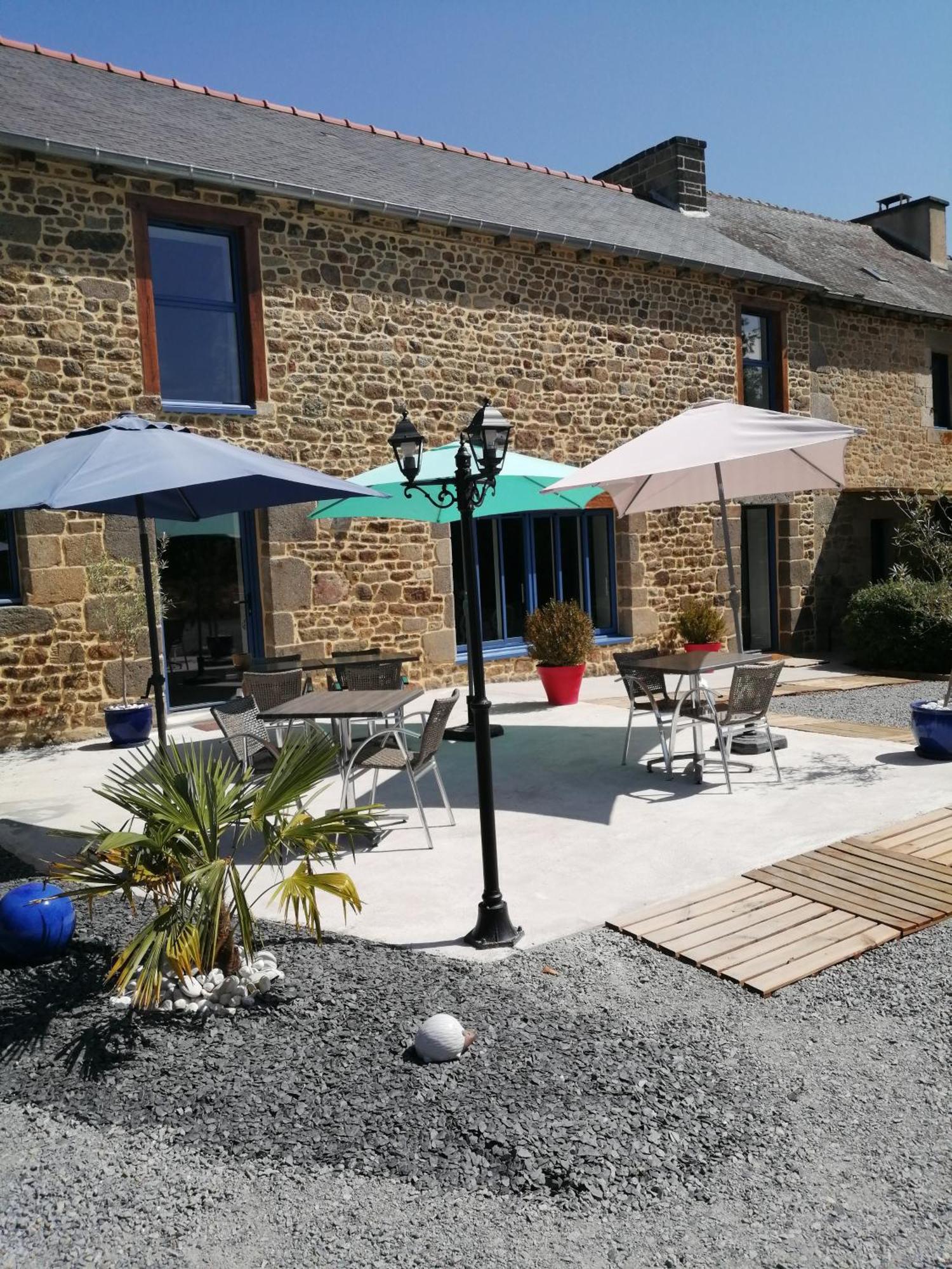 Le Douetaux Chambres D'Hotes La Baussaine Exterior foto